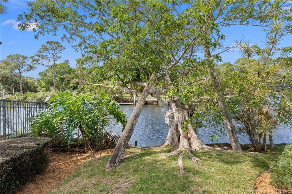 815 Southwest Salerno Road Stuart, FL 34997 - Photo 30 of 71