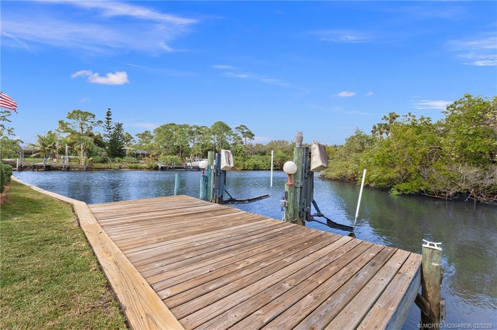 815 Southwest Salerno Road Stuart, FL 34997 - Photo 38 of 71