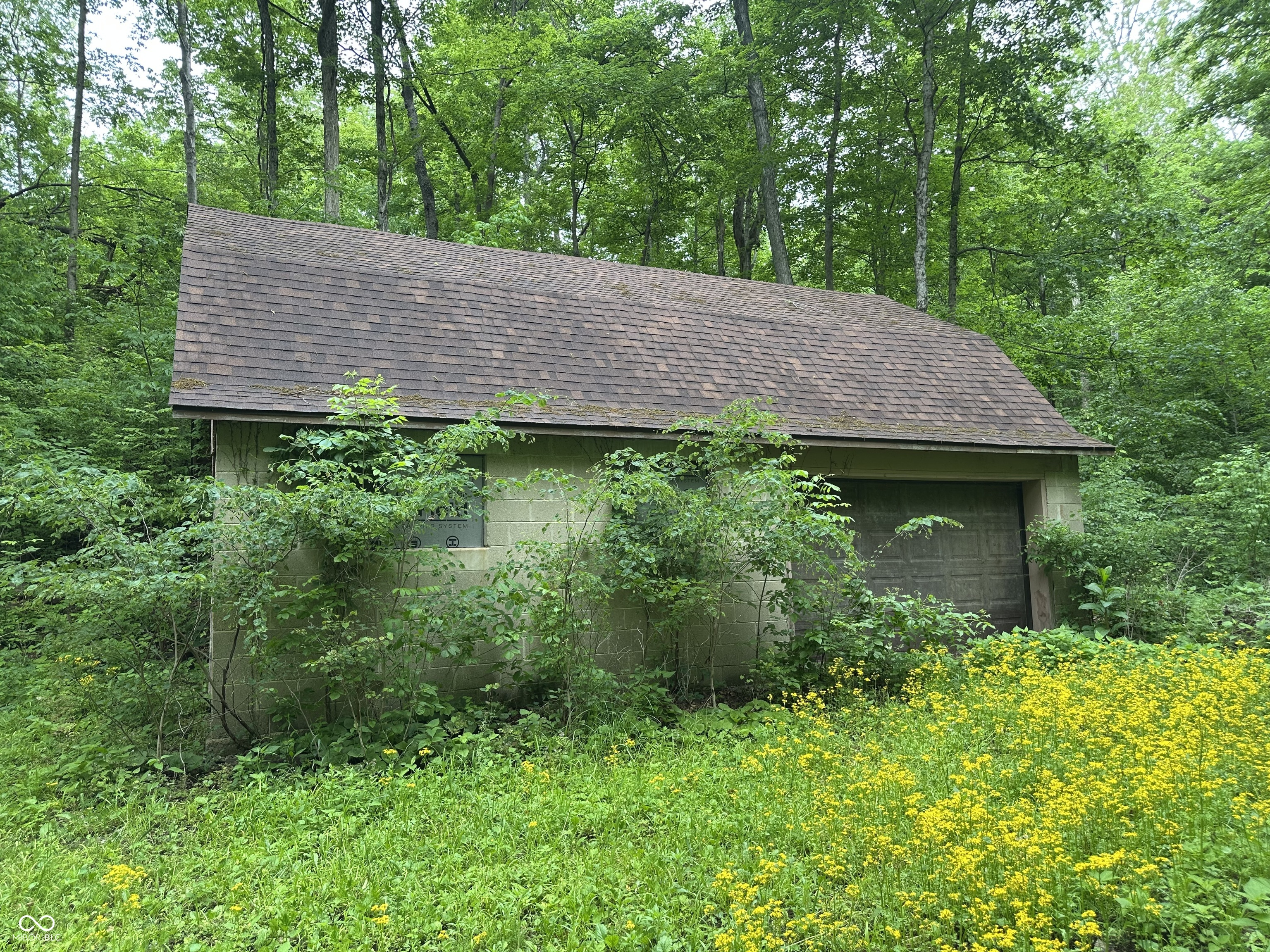 2449 Cartersburg Road Danville, IN 46122 - Photo 6 of 13