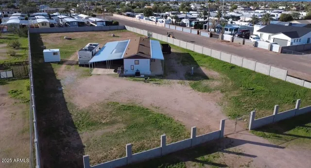 $325,000 | 1975 West Smoketree Street, Apache Junction, AZ 85120