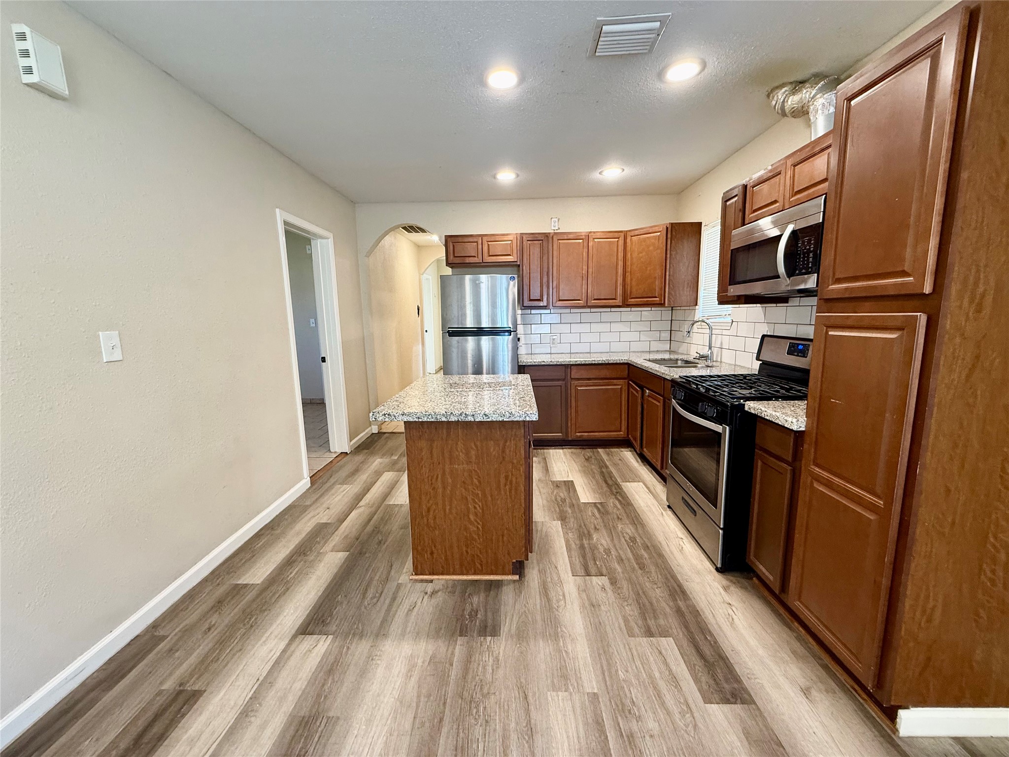 429 West 2nd Street Freeport, TX 77541 - Photo 11 of 49
