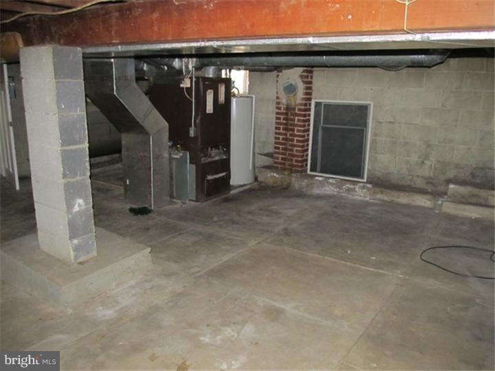 1423 New Holland Road Reading, PA 19607 - Photo 13 of 16 Basement