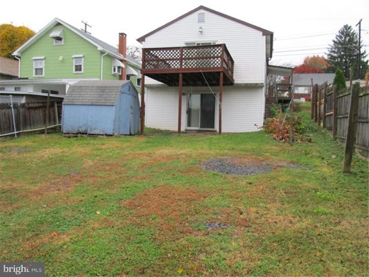 1423 New Holland Road Reading, PA 19607 - Photo 16 of 16 Exterior Back