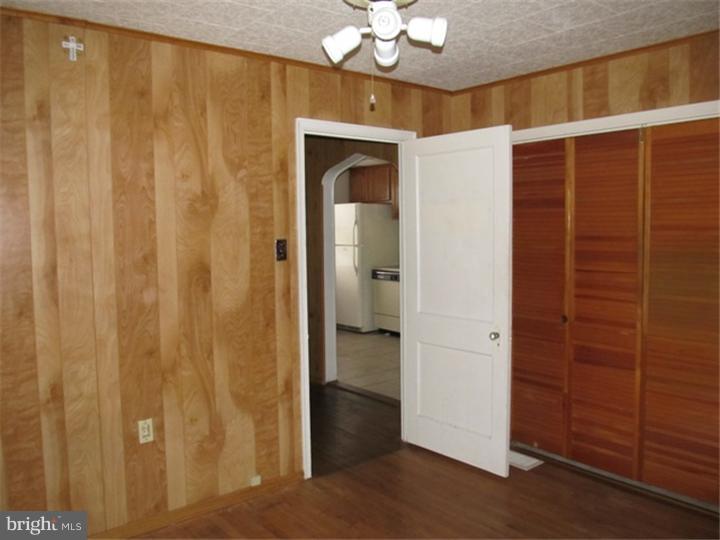 1423 New Holland Road Reading, PA 19607 - Photo 7 of 16 Bedroom 2