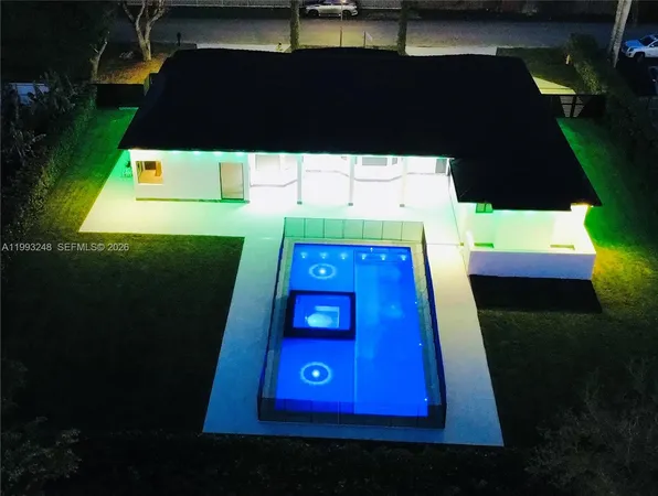 $1,750,000 | 19880 Southwest 134th Avenue, Miami, FL 33177