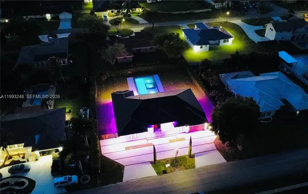 $1,750,000 | 19880 Southwest 134th Avenue, Miami, FL 33177