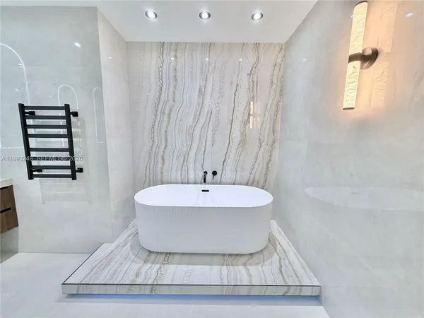 $1,750,000 | 19880 Southwest 134th Avenue, Miami, FL 33177