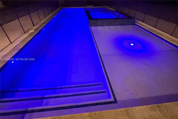 $1,750,000 | 19880 Southwest 134th Avenue, Miami, FL 33177