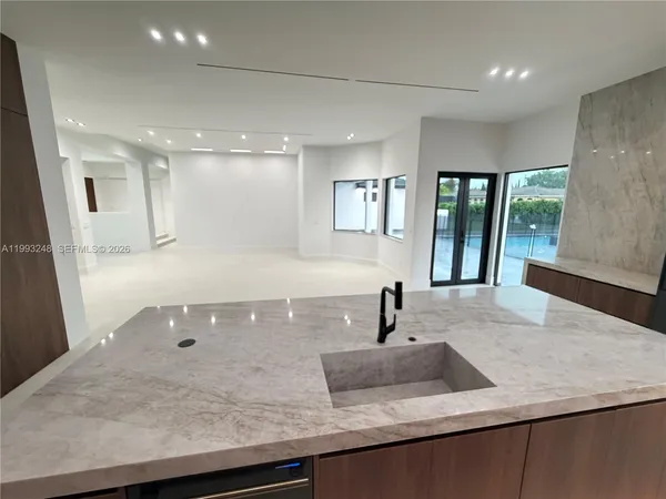 $1,725,000 | 19880 Southwest 134th Avenue, Miami, FL 33177