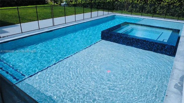 $1,750,000 | 19880 Southwest 134th Avenue, Miami, FL 33177