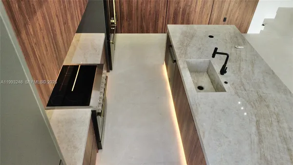 $1,750,000 | 19880 Southwest 134th Avenue, Miami, FL 33177