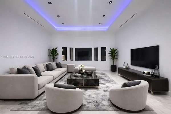 $1,750,000 | 19880 Southwest 134th Avenue, Miami, FL 33177