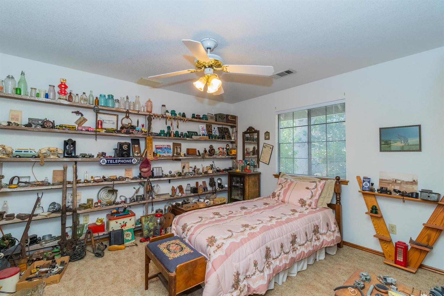 22754 Homestead Road Clovis, CA 93619 - Photo 21 of 23 Gallery Image 21