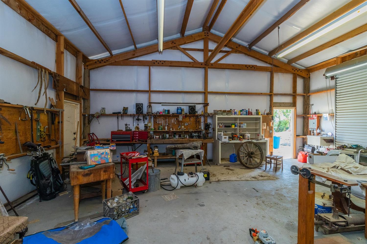 22754 Homestead Road Clovis, CA 93619 - Photo 8 of 23 Gallery Image 8