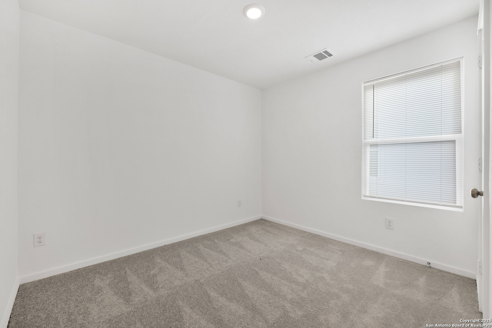 5014 Botanic Trail Converse, TX 78109 - Photo 15 of 21