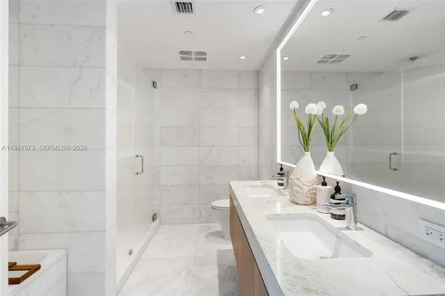 $60,000 | 500 Alton Road, Unit 2101/02, Miami Beach, FL 33139