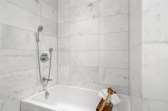 $60,000 | 500 Alton Road, Unit 2101/02, Miami Beach, FL 33139