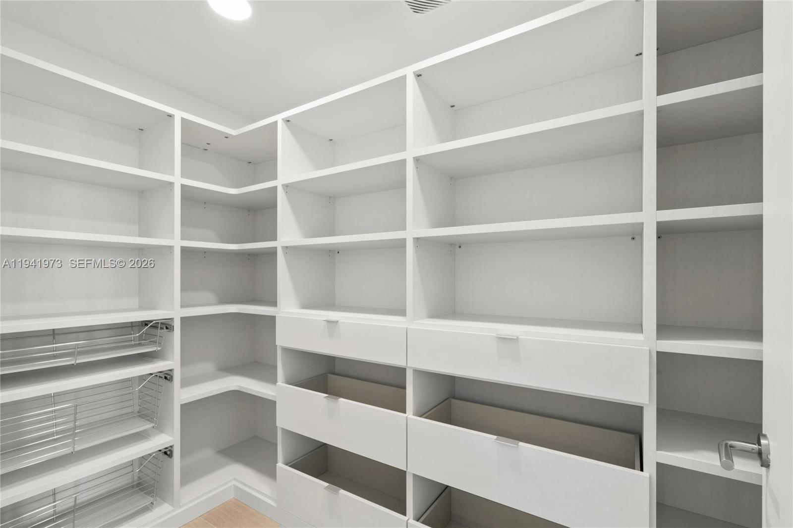 500 Alton Road, Unit 2101/02 Miami Beach, FL 33139 - Photo 29 of 98