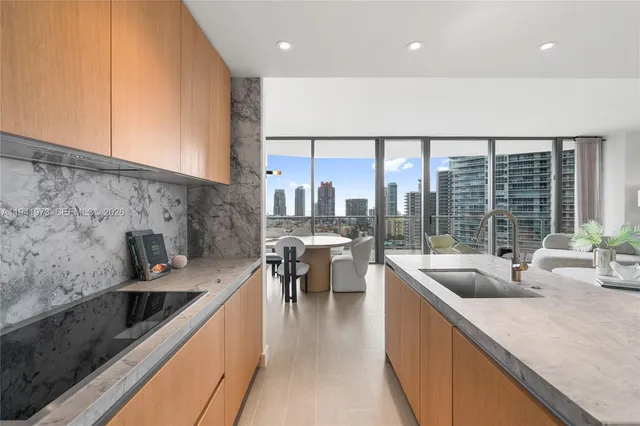 $60,000 | 500 Alton Road, Unit 2101/02, Miami Beach, FL 33139