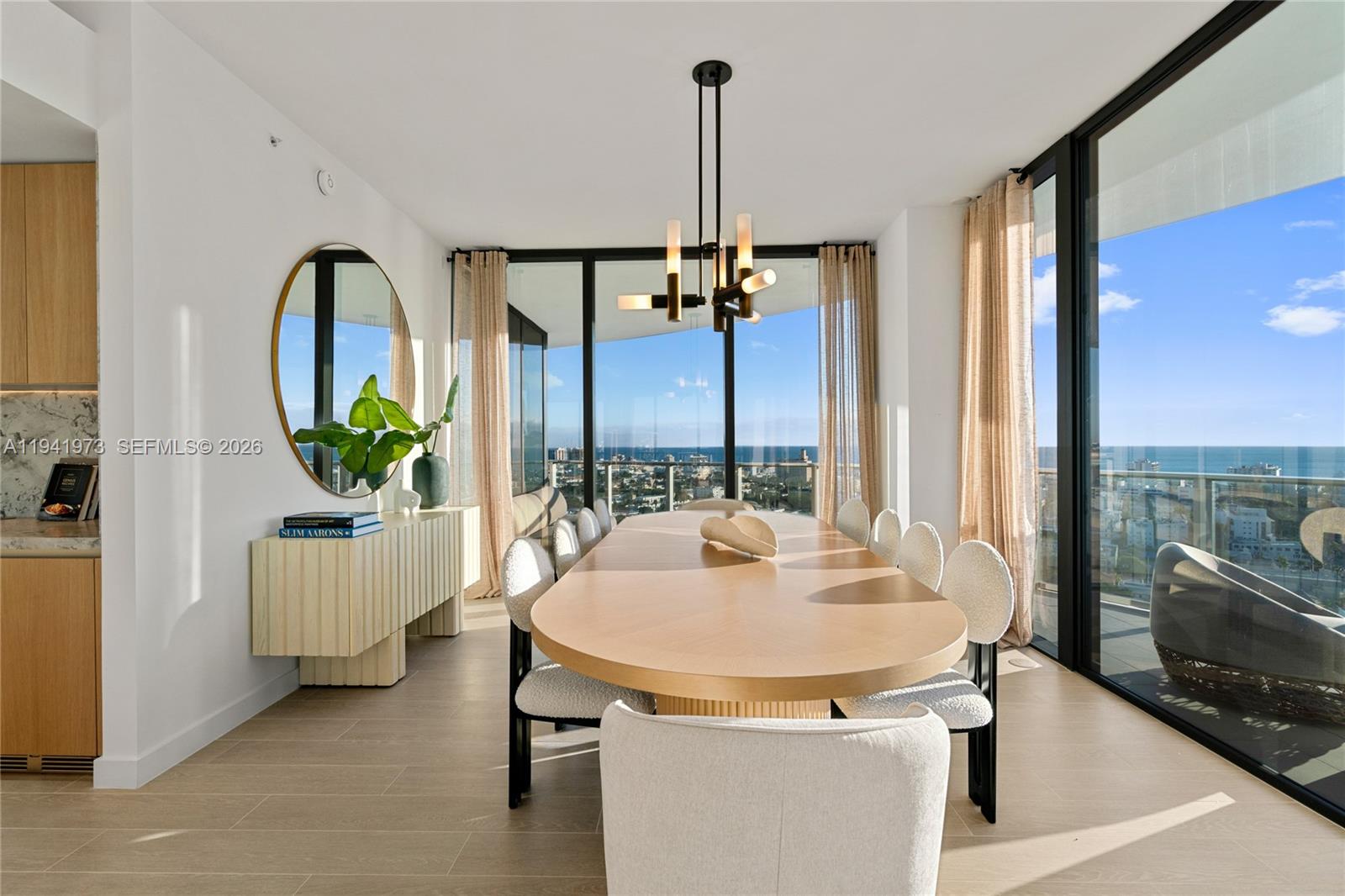 500 Alton Road, Unit 2101/02 Miami Beach, FL 33139 - Photo 41 of 98