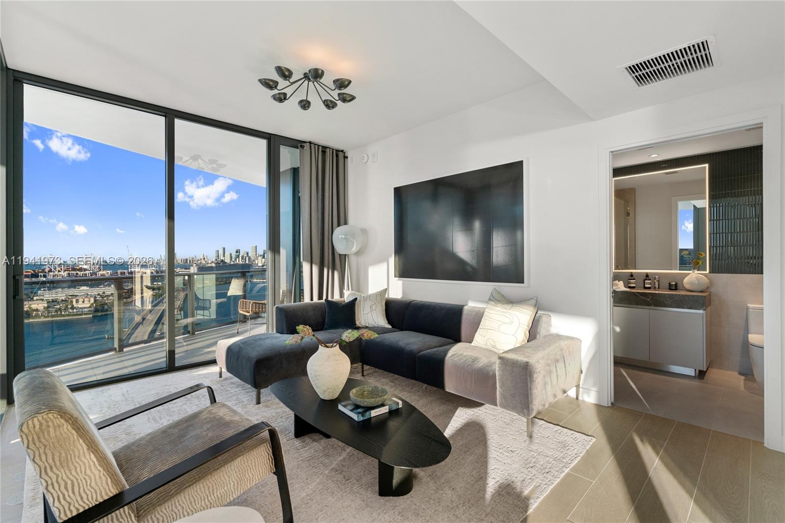 500 Alton Road, Unit 2101/02 Miami Beach, FL 33139 - Photo 44 of 98