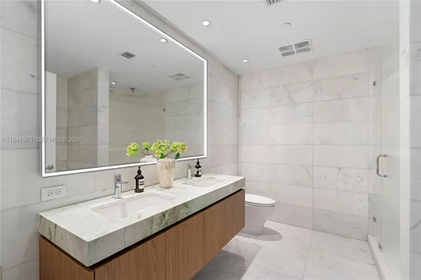 $60,000 | 500 Alton Road, Unit 2101/02, Miami Beach, FL 33139