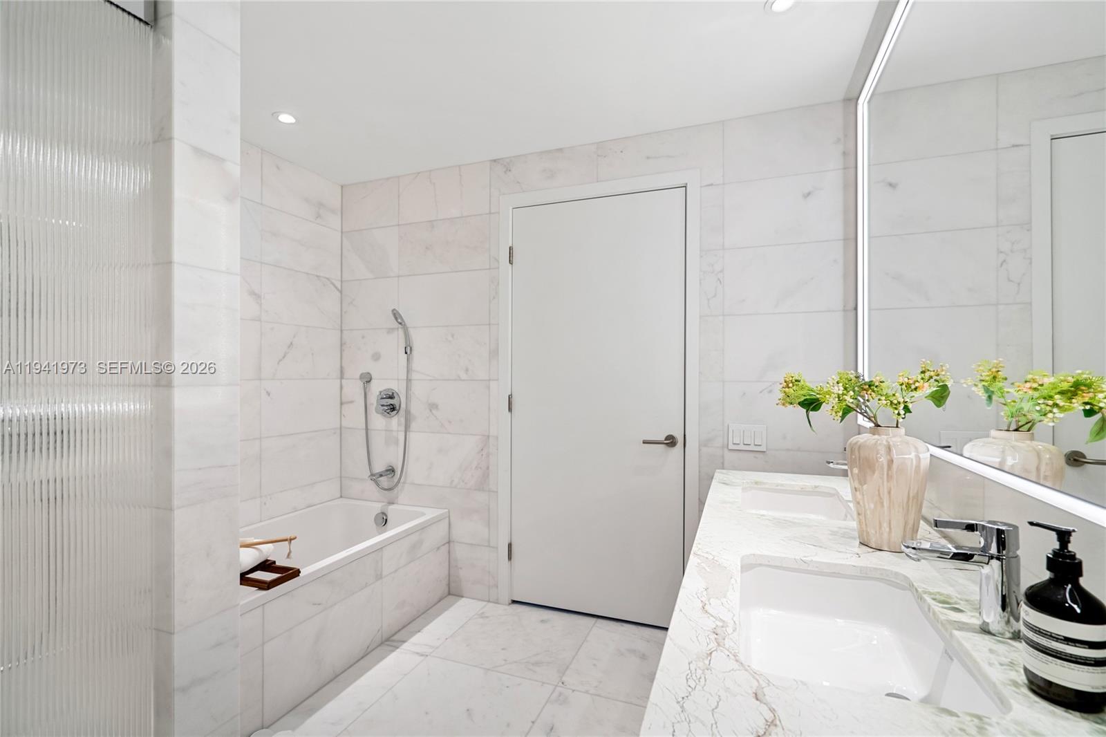 500 Alton Road, Unit 2101/02 Miami Beach, FL 33139 - Photo 61 of 98