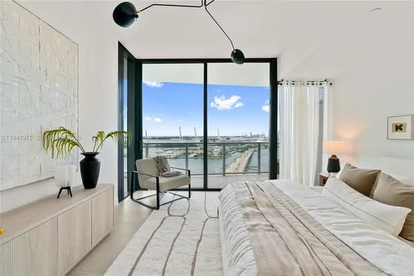 $60,000 | 500 Alton Road, Unit 2101/02, Miami Beach, FL 33139