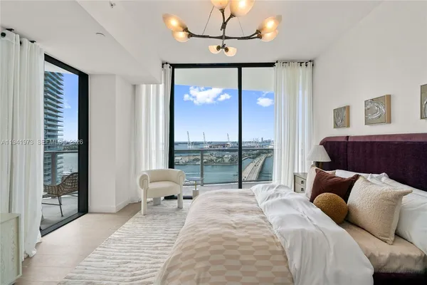 $60,000 | 500 Alton Road, Unit 2101/02, Miami Beach, FL 33139