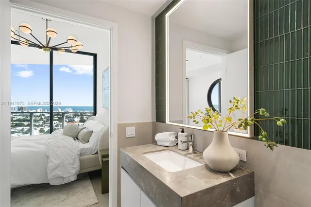 $60,000 | 500 Alton Road, Unit 2101/02, Miami Beach, FL 33139