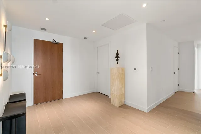 $60,000 | 500 Alton Road, Unit 2101/02, Miami Beach, FL 33139