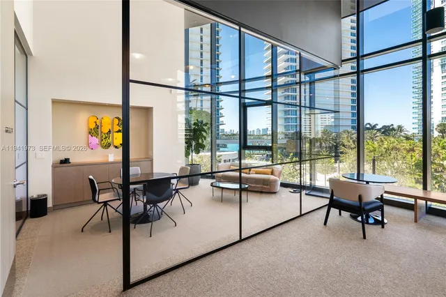 $60,000 | 500 Alton Road, Unit 2101/02, Miami Beach, FL 33139