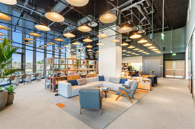 $60,000 | 500 Alton Road, Unit 2101/02, Miami Beach, FL 33139