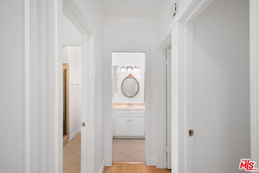 8025 Redlands Street, Unit 17 Playa del Rey, CA 90293 - Photo 13 of 15 Gallery Image 13