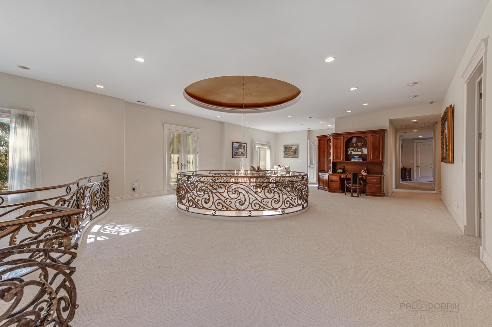 10 West Westleigh Road Lake Forest, IL 60045 - Photo 31 of 59 a living room with furniture and a dining table