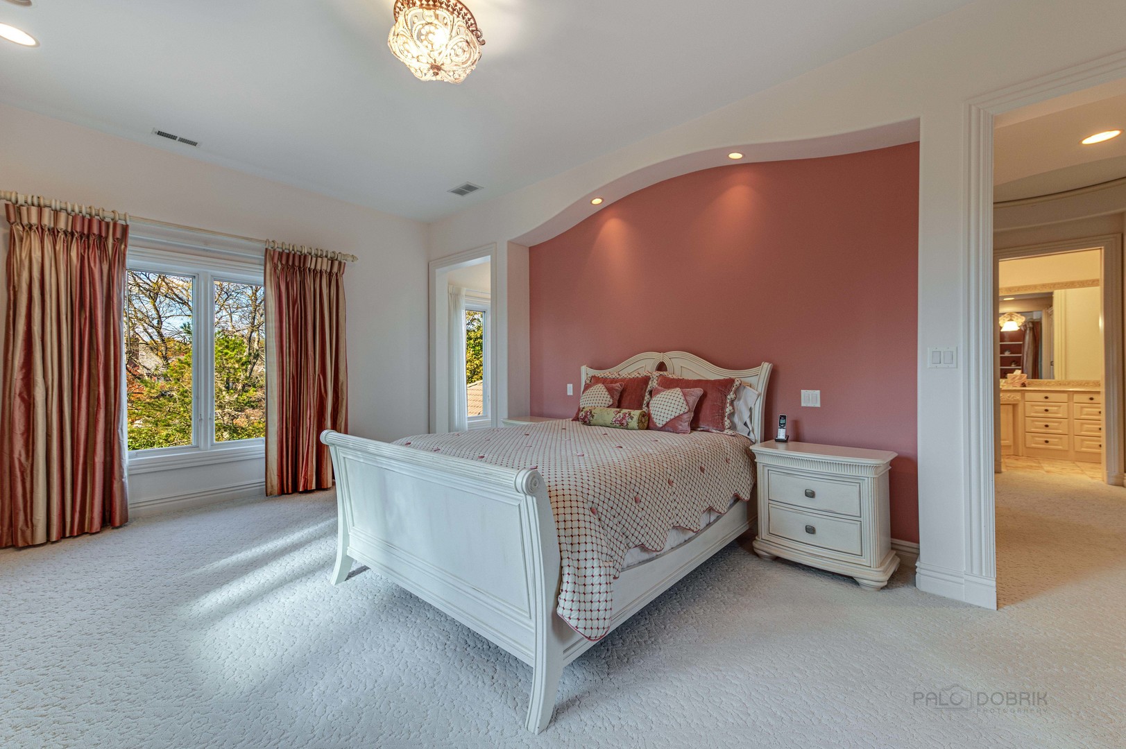 10 West Westleigh Road Lake Forest, IL 60045 - Photo 46 of 59 a bed room with a bed and a large window