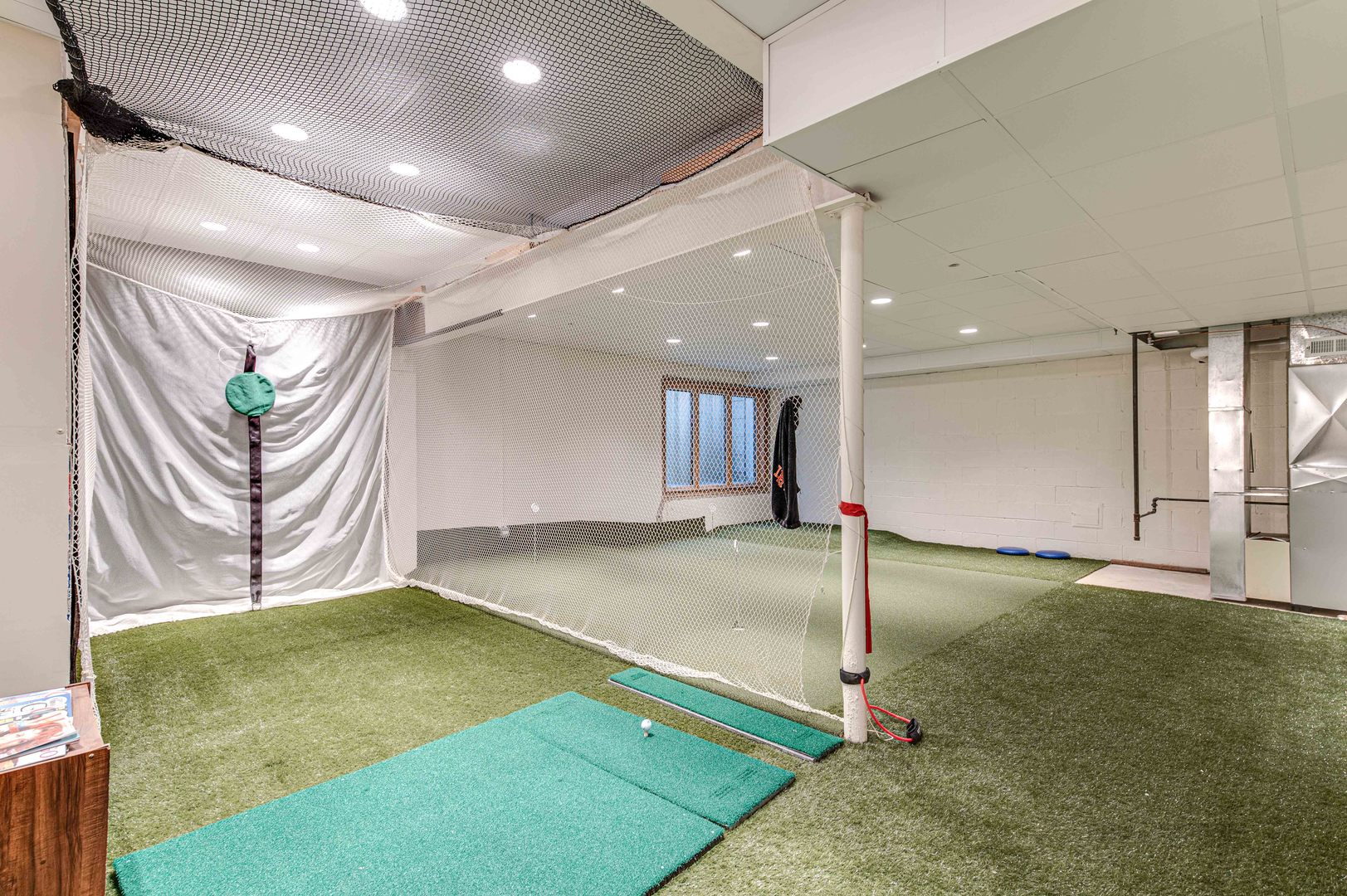 10 West Westleigh Road Lake Forest, IL 60045 - Photo 52 of 59 a view of an empty room