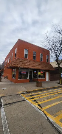 a house view with a outdoor space