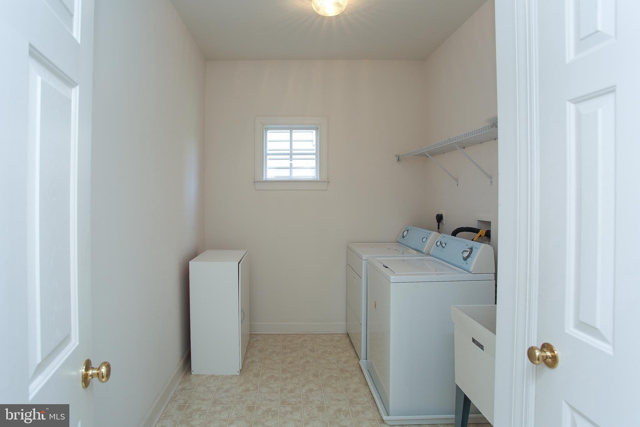 239 Barnhill Road Perkasie, PA 18944 - Photo 16 of 38 1st Floor Laundry