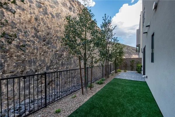 $5,950 | 446 Tranquil Peak Court, Henderson, NV 89012