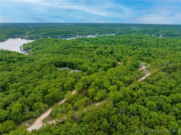 $34,900 | 27689 Eagle Pass, Rocky Mount, MO 65072