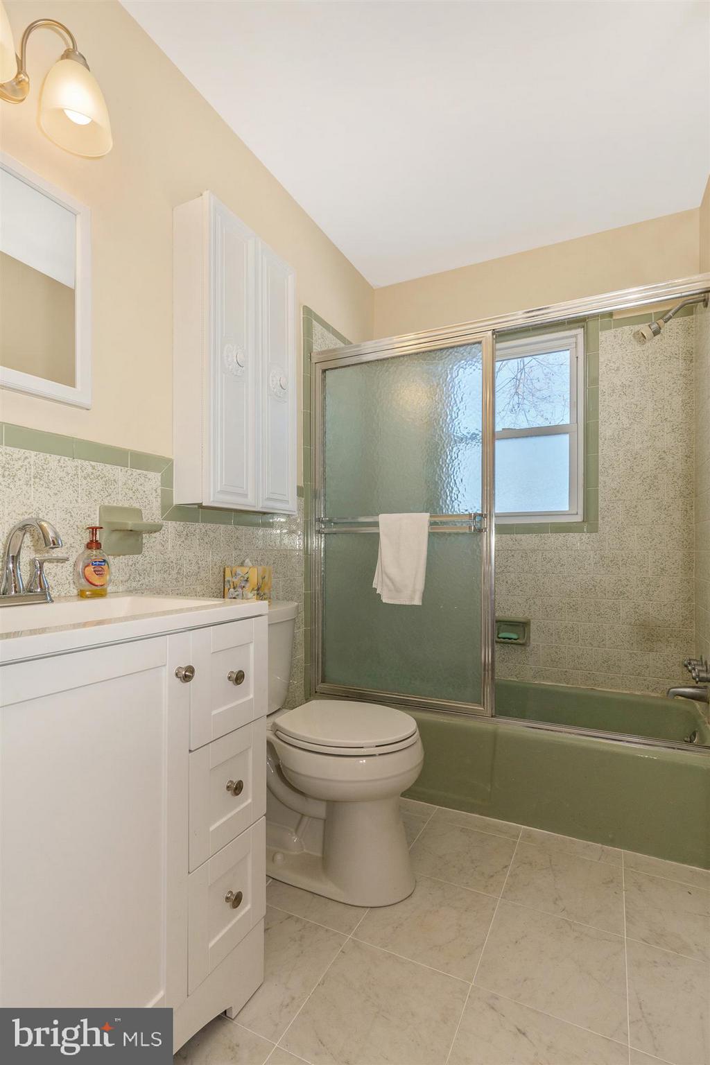26 Georgetown Road Walkersville, MD 21793 - Photo 40 of 47 Full Bath