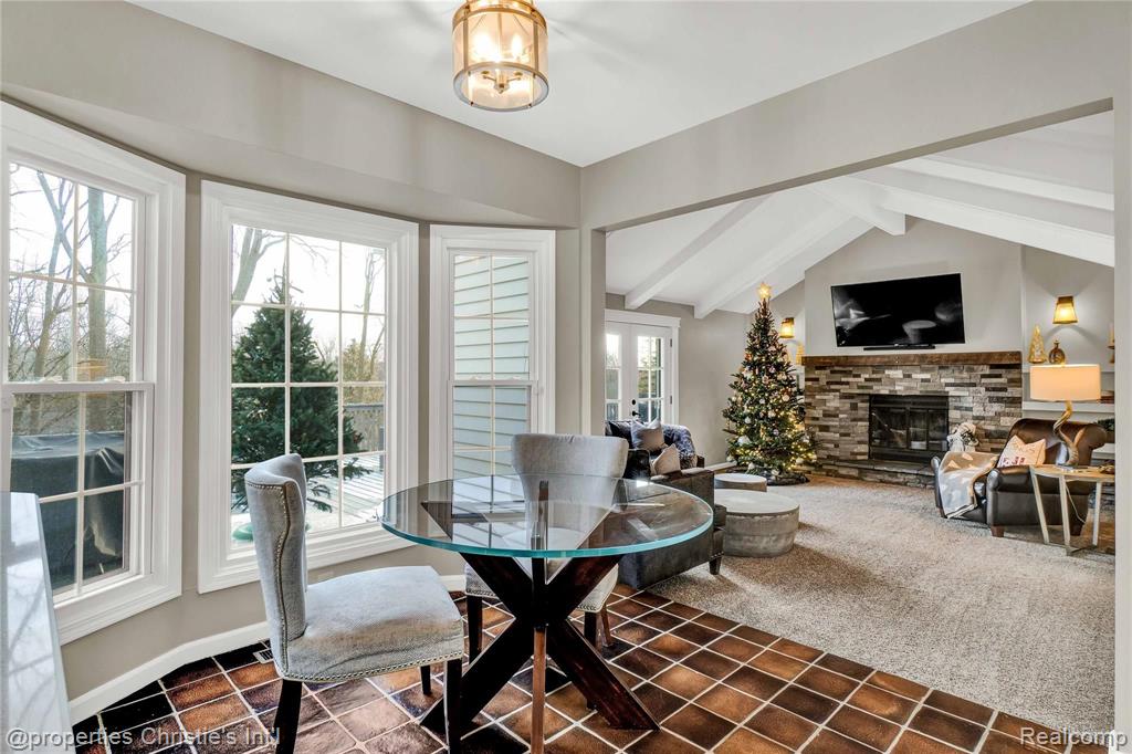 905 Ravine Terrace Drive Rochester Hills, MI 48307 - Photo 10 of 28