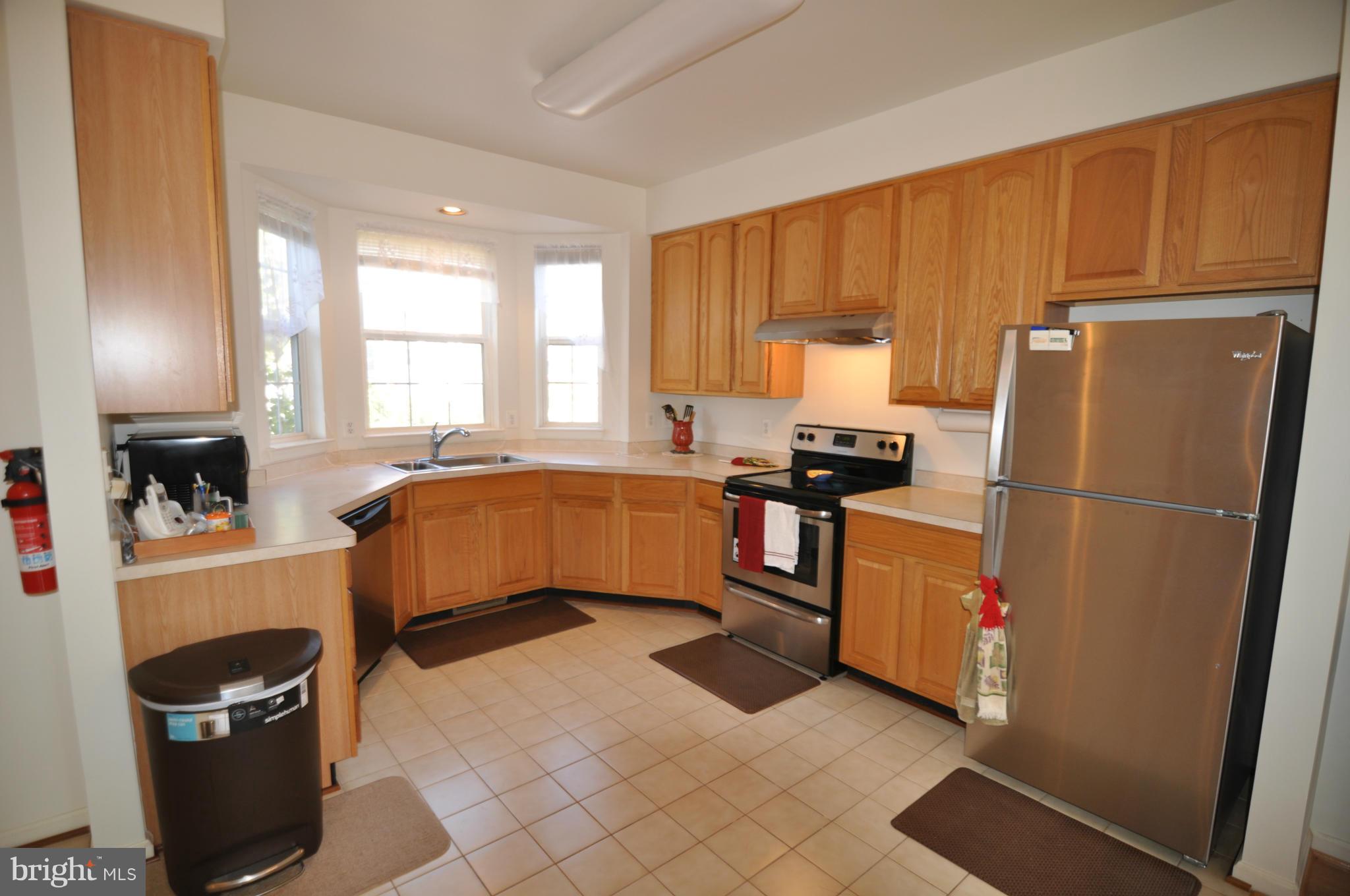 9214 Lorton Valley Road Lorton, VA 22079 - Photo 10 of 28 Kitchen