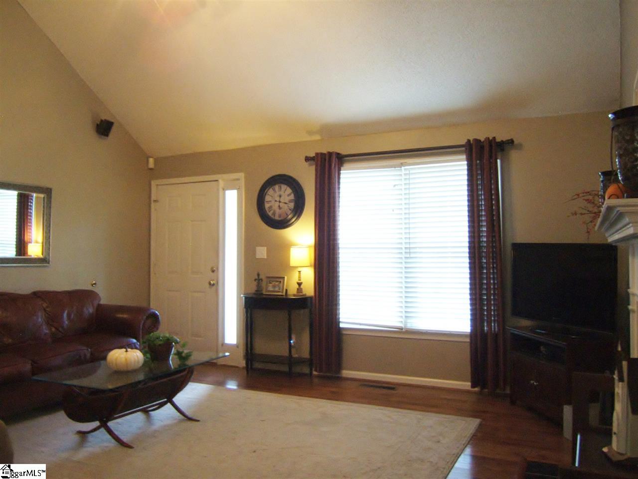 18 Fitzpatrick Court Fountain Inn, SC 29644 - Photo 2 of 30 Gallery Image 2