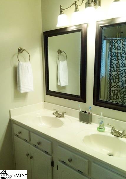 18 Fitzpatrick Court Fountain Inn, SC 29644 - Photo 13 of 30 Gallery Image 13