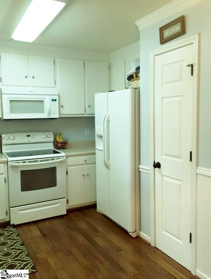 18 Fitzpatrick Court Fountain Inn, SC 29644 - Photo 7 of 30 Gallery Image 7