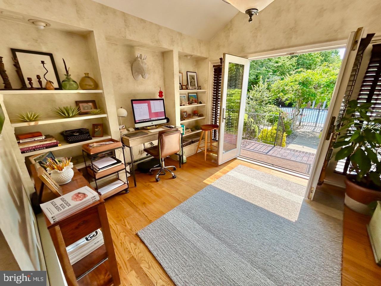 9087 Highland Street Mauricetown, NJ 08329 - Photo 14 of 48 a living room with furniture and a wooden floor