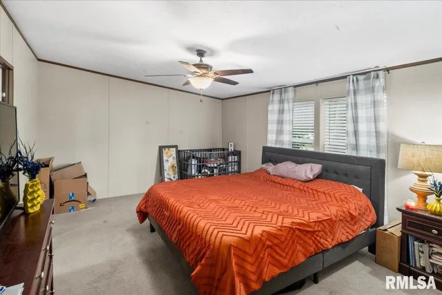 $155,000 | 1006 South Land Street, Harrisburg, IL 62946