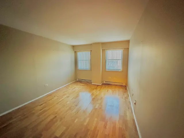 $239,000 | 141 North La Grange Road, Unit 602, La Grange, IL 60525